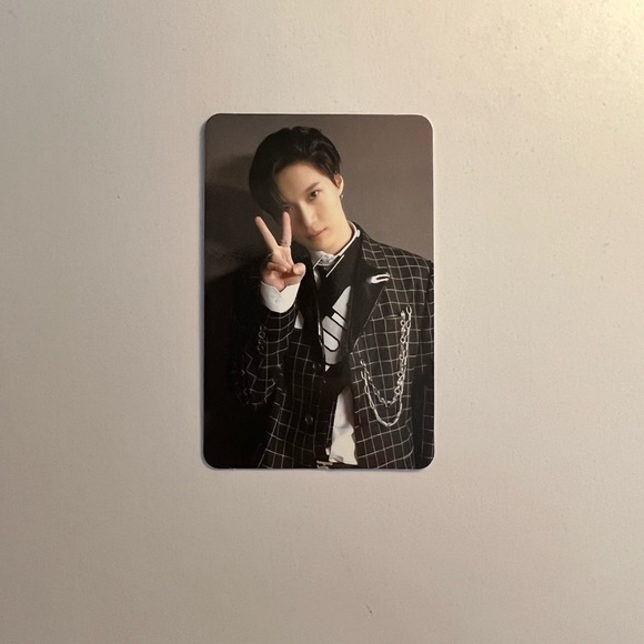 SuperM Super One album Target exclusive! - Picture 7 of 9